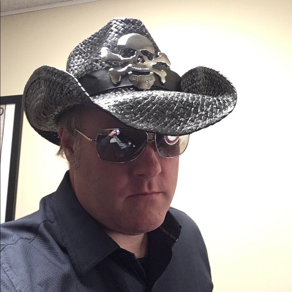 Meet your Posher, Scott - Picture 8 of 8